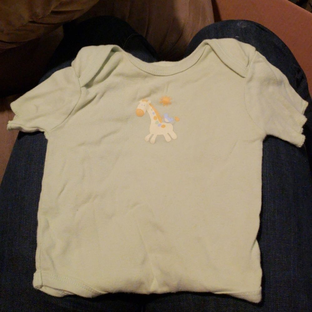 Magic Years Giraffe onesie/bodysuit